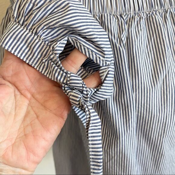 Abercrombie and Fitch Blue and White Striped Off Shoulder Top - Medium - Picture 5 of 10